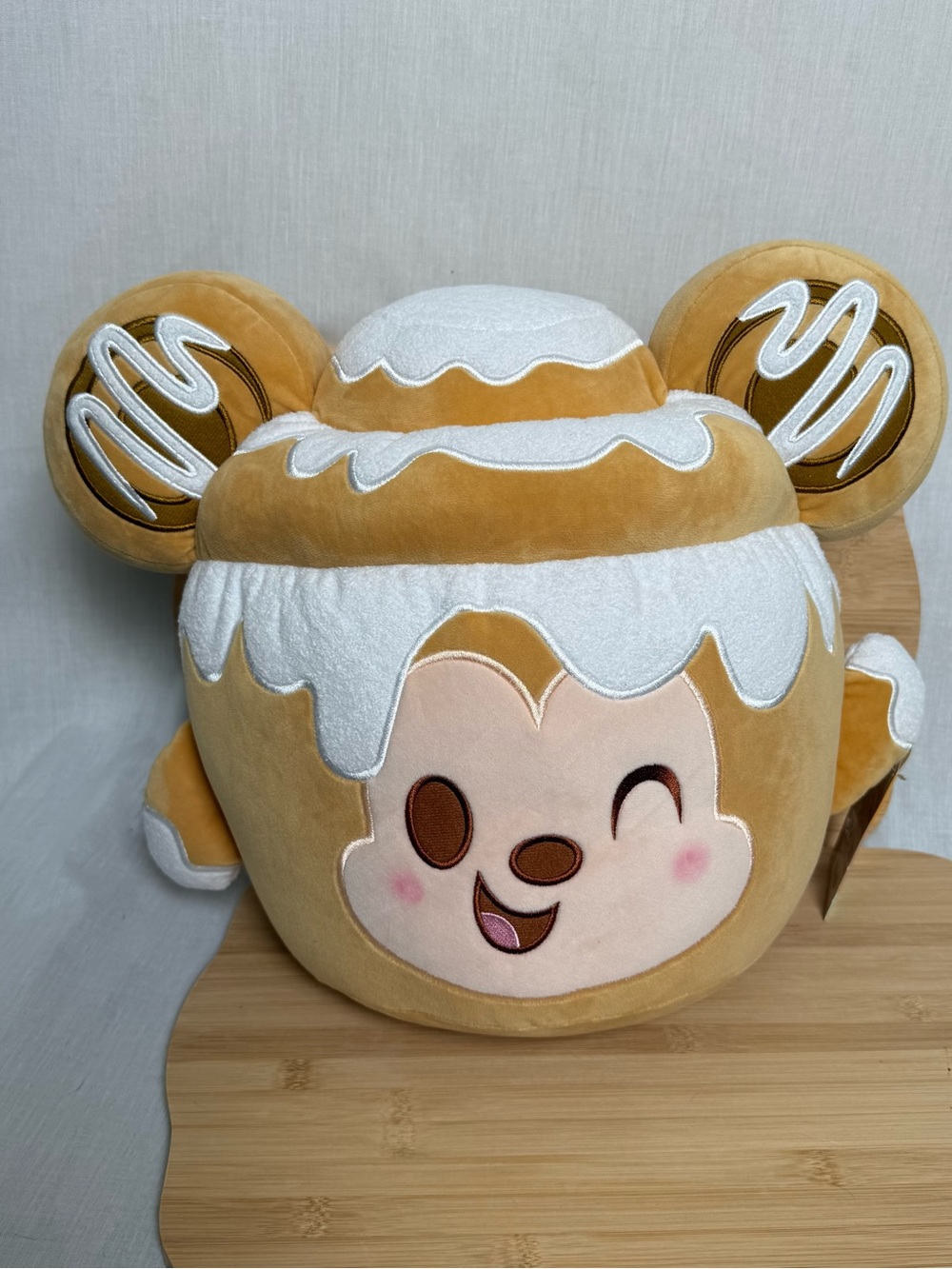 Disney Munchlings Cinnamon Swirl Bun Mickey Mouse Plush 12” NWT Bakery Treat